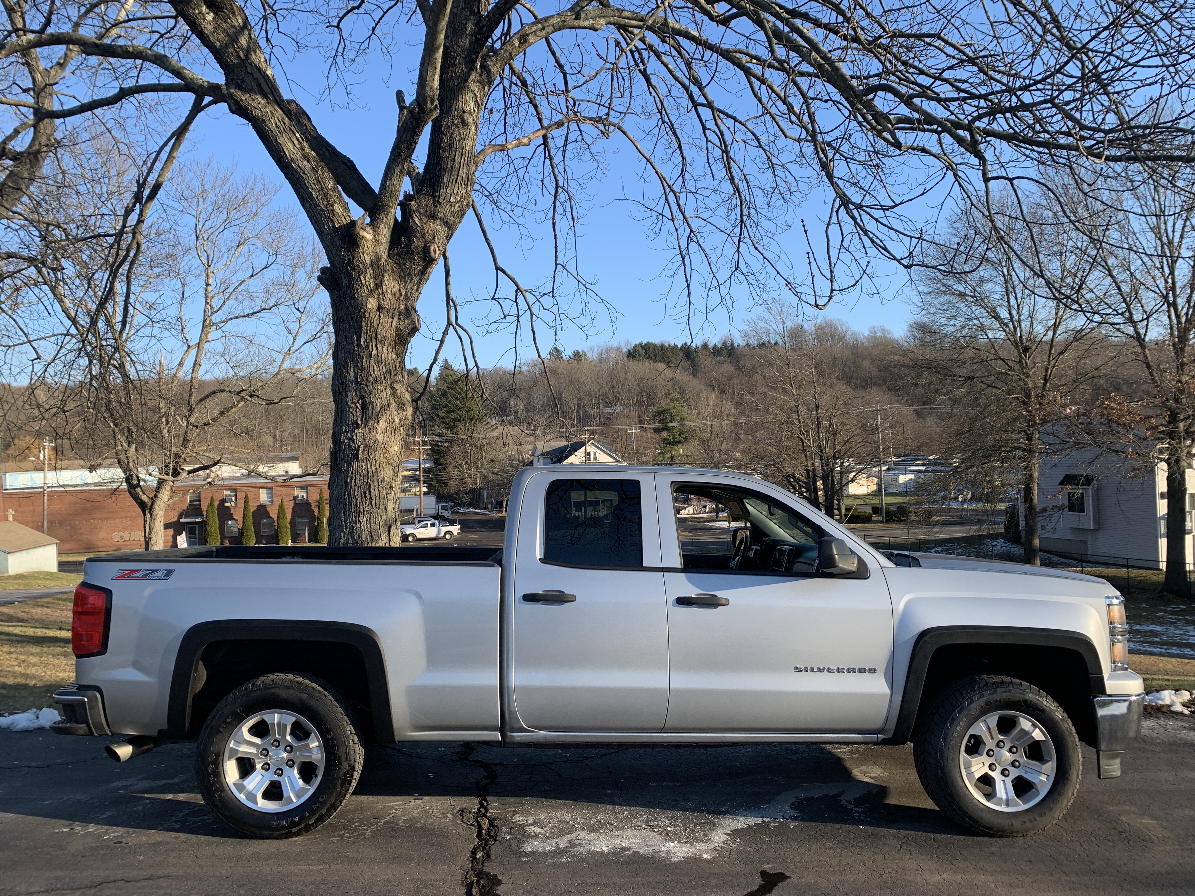 2014 Chevrolet Silverado 5.3L 1500K Z71 4 Door 4WD One Owner with Remote Starter with 120K - New Firestone Destination Tires, New Front and Rear Rotors, New pads, New rear calipers, New Front Springs, New Rear Shocks, New Rhino Bed Liner, Trailer Equipment Package — photo 32